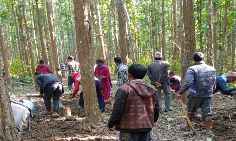 Enhancing Community Participation in Natural Resource Management Enhancing Community Participation in Natural Resource Management