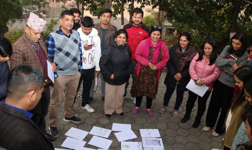 “हामी सबैको प्रतिबद्धता: लैंगिक हिंसा अन्त्यको लागि एक्यबद्धता” नाराका साथ लैङ्गिक हिंसा विरुद्घ चेतनामुलक पोष्टर तथा चित्रकला प्रर्दशनी कार्यक्रम “हामी सबैको प्रतिबद्धता: लैंगिक हिंसा अन्त्यको लागि एक्यबद्धता” नाराका साथ लैङ्गिक हिंसा विरुद्घ चेतनामुलक पोष्टर तथा चित्रकला प्रर्दशनी कार्यक्रम