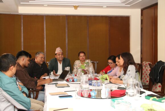 लिफको लाभासं बाडफँड योजनाको मस्यौदामा सरकारसंग संवाद कार्यक्रम नयाँ बानेश्वर, काठमाण्डौमा सम्पन्न लिफको लाभासं बाडफँड योजनाको मस्यौदामा सरकारसंग संवाद कार्यक्रम नयाँ बानेश्वर, काठमाण्डौमा सम्पन्न